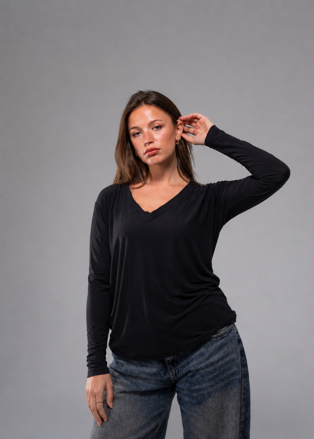 Black V-Neck Long Sleeve Vesta Shirt