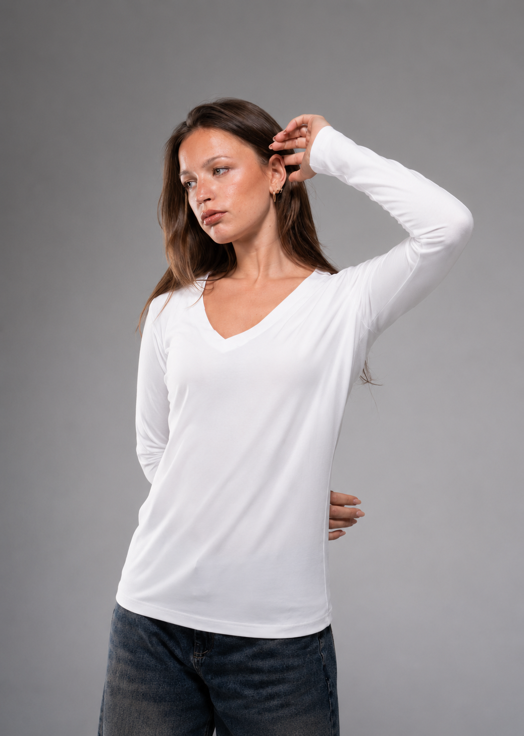 White V-Neck Long Sleeve Vesta Shirt