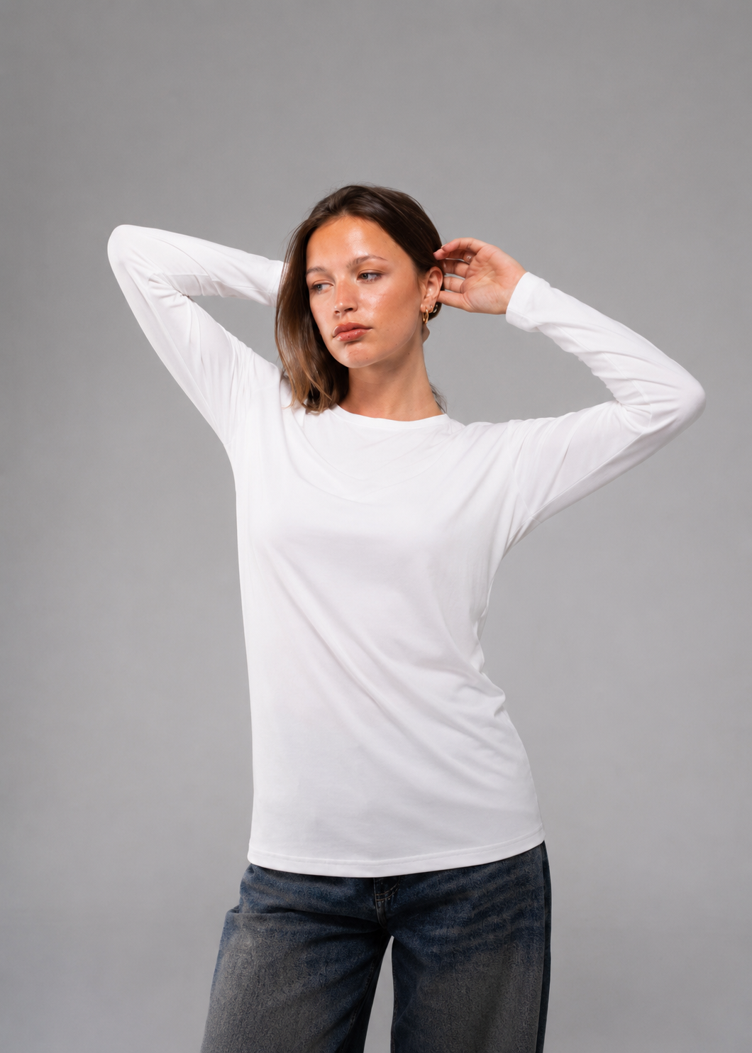 White Round Long Sleeve Vesta Shirt